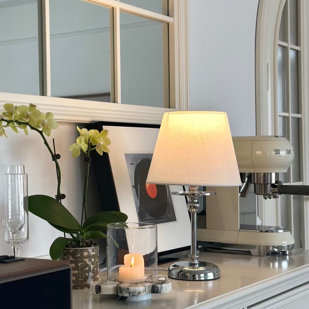 Novus Kira-modern-luxury-table-lamp-elegant-bedside-lighting-for-bedroom-hotel-guest-room Novus