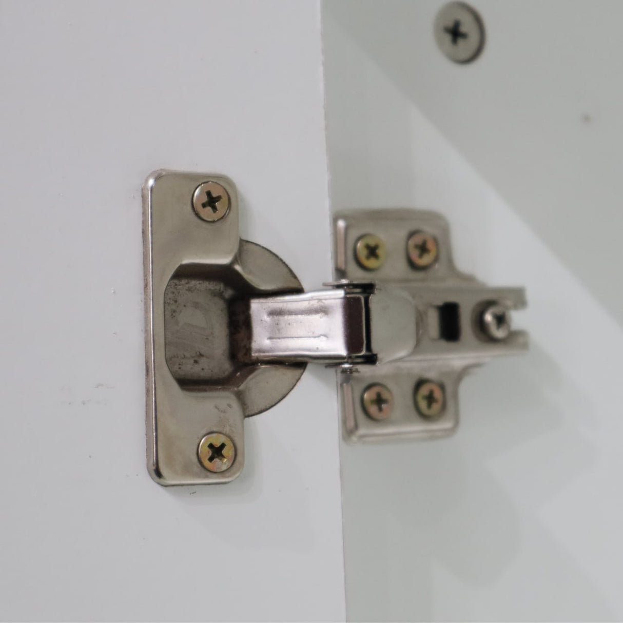 BUDDY Pet Side Table with Cabinet Mr. Chuck Pet Store