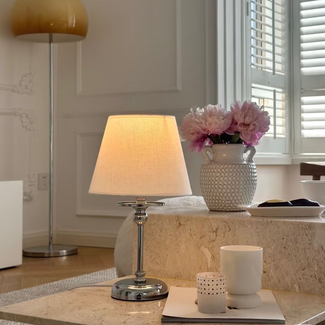 Novus Kira-modern-luxury-table-lamp-elegant-bedside-lighting-for-bedroom-hotel-guest-room Novus