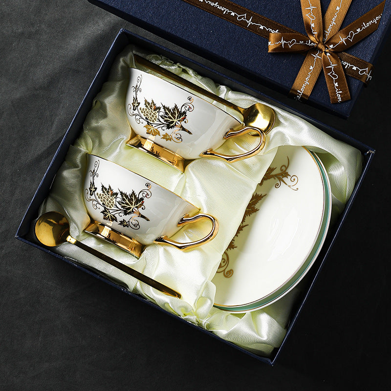 CUPURA Uro - European Floral Coffee Cup & Saucer Set - Elegant British Afternoon Tea Cup CUPURA