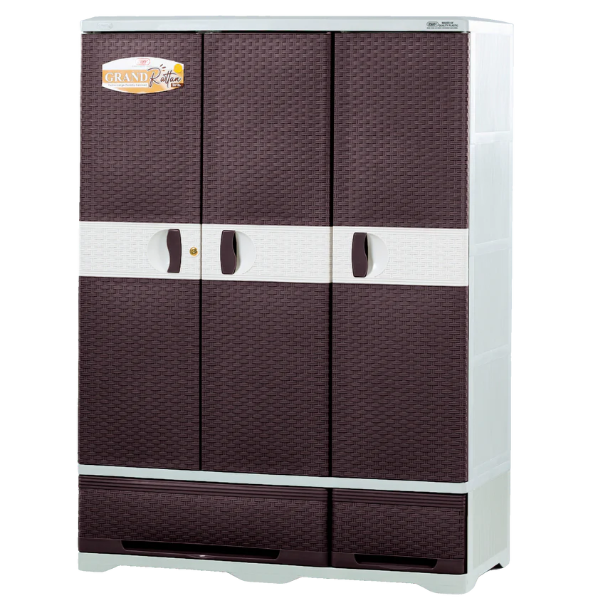 Grand Rattan Cabinet Zooey