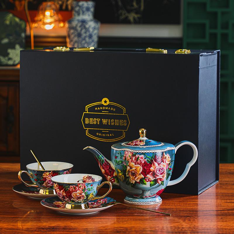 CUPURA Buno - CCS26 Luxury Bone China Tea Cup Set with Saucer Spoon and Strainer Floral Design Light Luxury European Style Gift Box Set Bohemian Powder Blue Classical Blue Rose Angel