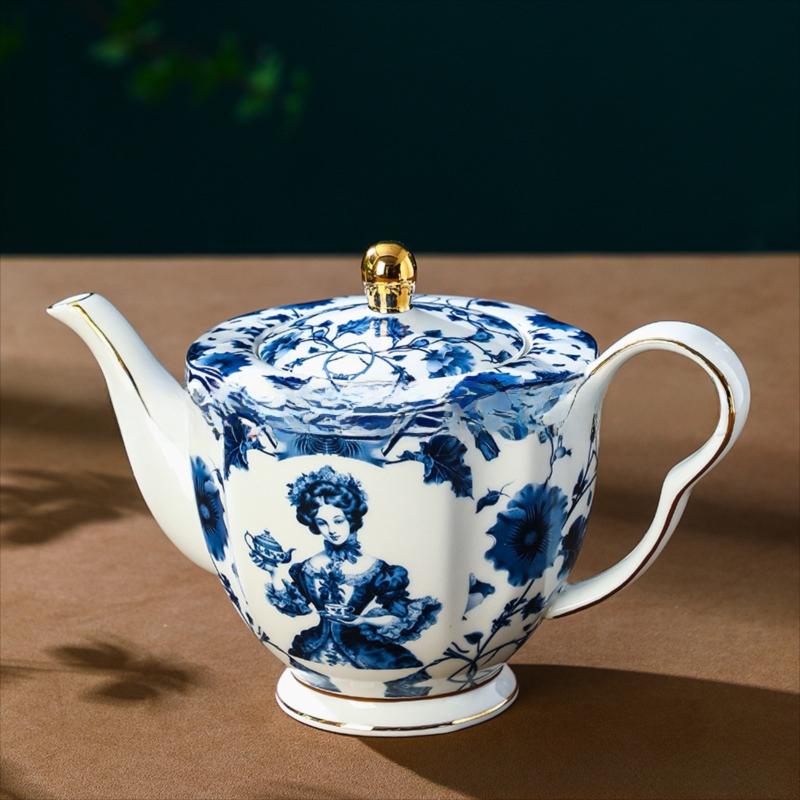 CUPURA Nelo - CCS294 Luxury Bone China Tea Cup Set with Saucer Spoon and Strainer Floral Design Light Luxury European Style Gift Box Set Bohemian Powder Blue Classical Blue Rose Angel