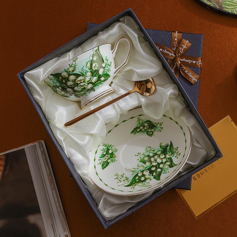 CUPURA Zaro - CCS27 Luxury Bone China Tea Cup Set with Saucer Spoon and Strainer Floral Design Light Luxury European Style Gift Box Set Bohemian Powder Blue Classical Blue Rose Angel