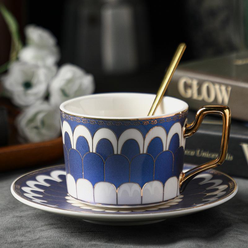 CUPURA Garo - CCS37 Luxury Bone China Tea Cup Set with Saucer Spoon and Strainer Floral Design Light Luxury European Style Gift Box Set Bohemian Powder Blue Classical Blue Rose Angel