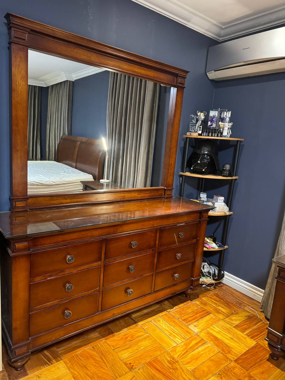 Pre-owned Solid wood Bedroom Furniture Set AF Home